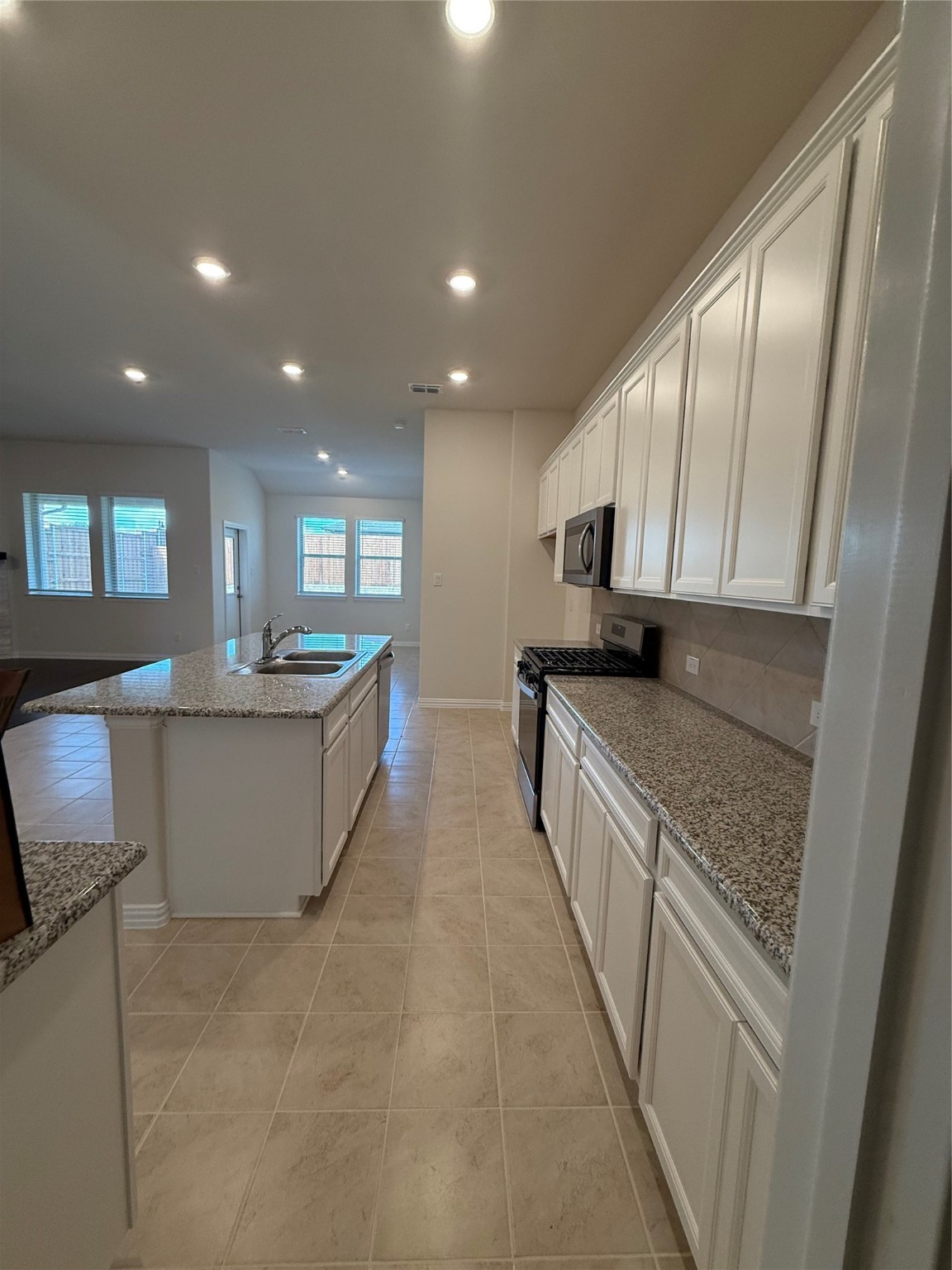 4013 Amethyst Drive