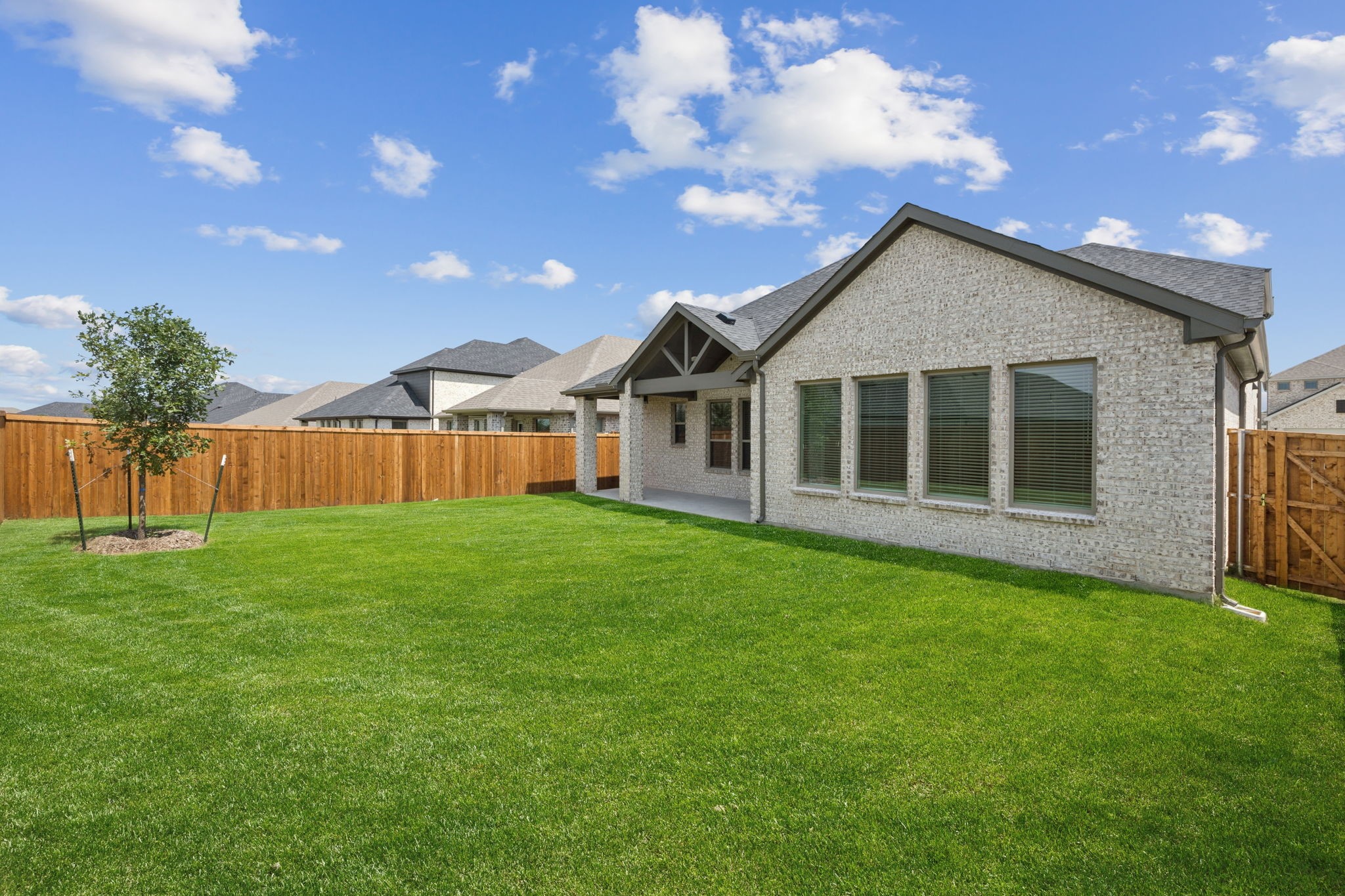 922 Ocean Breeze Way