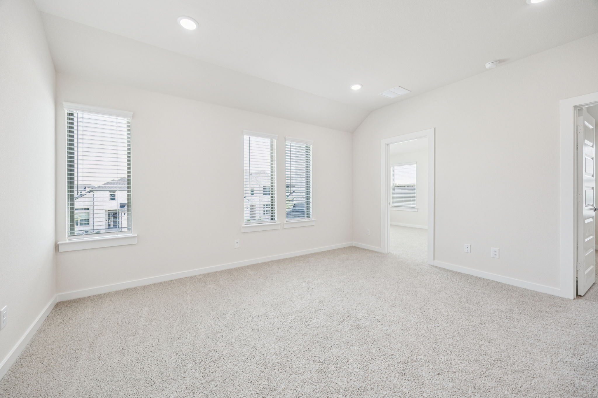 922 Ocean Breeze Way