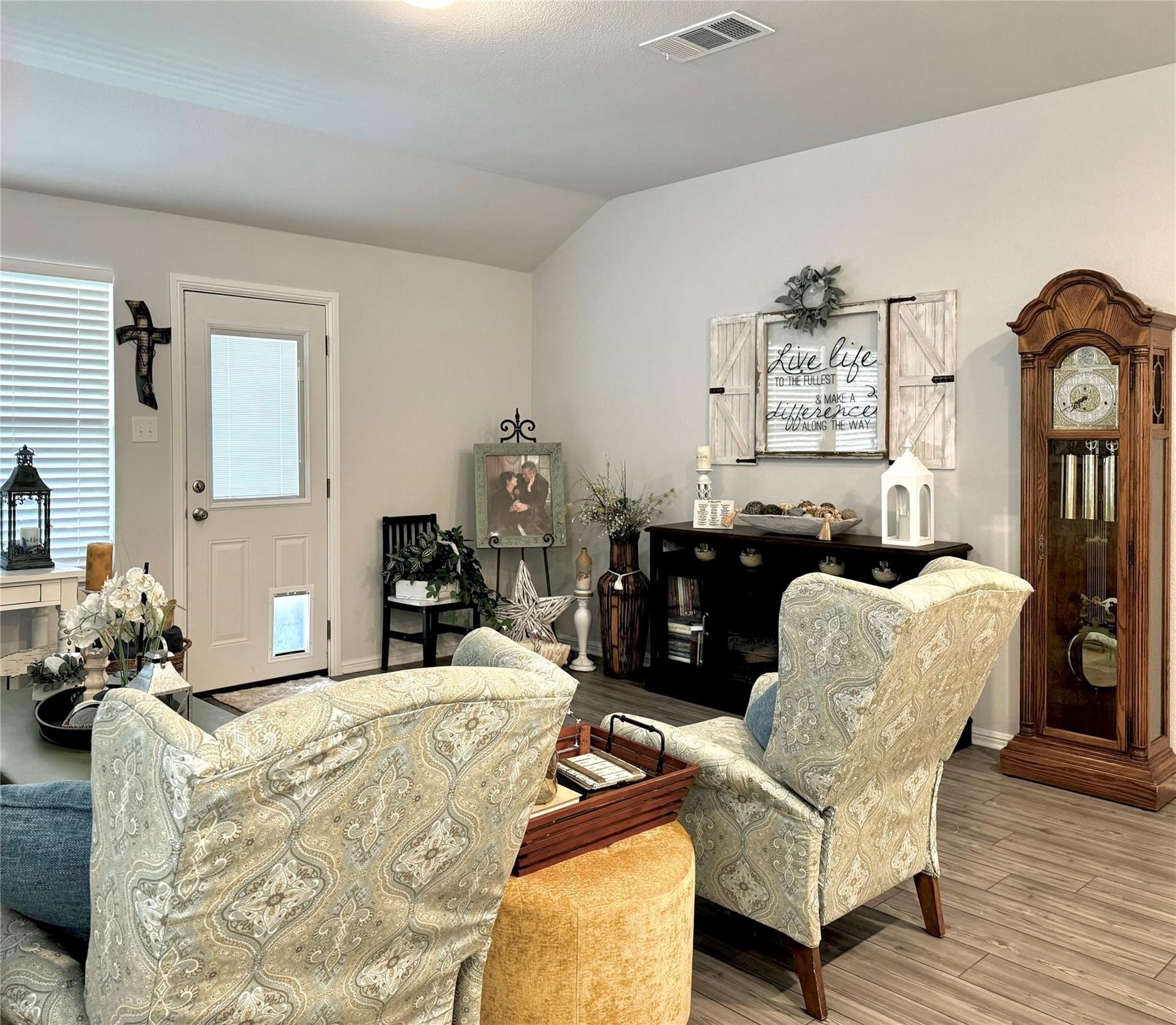 608 N Rain Barrel Place