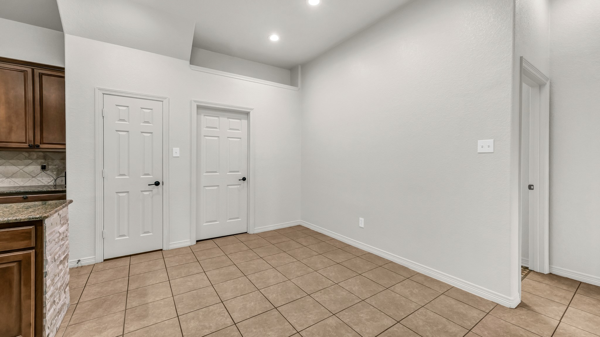 914 Randall Road