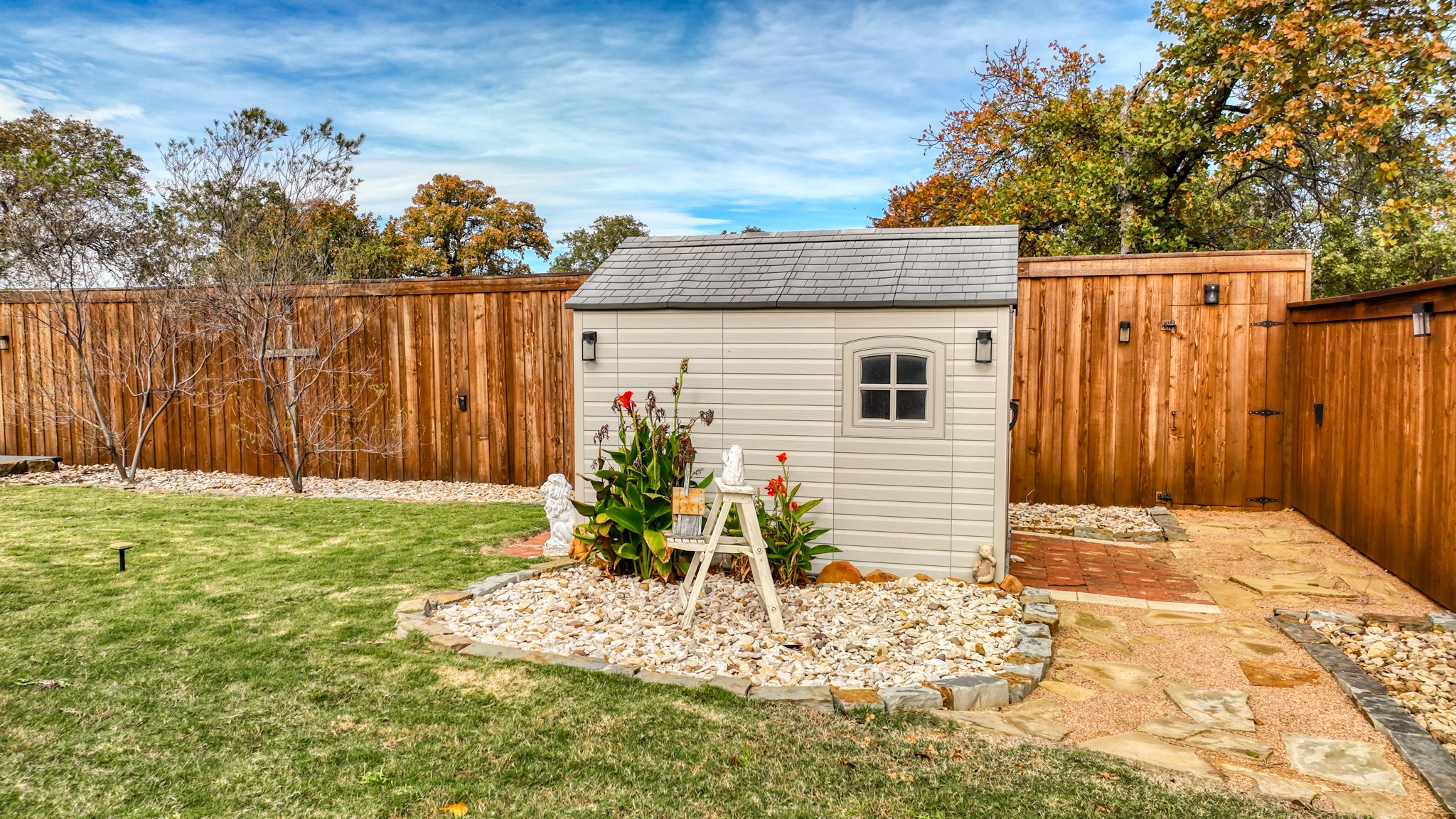 914 Randall Road