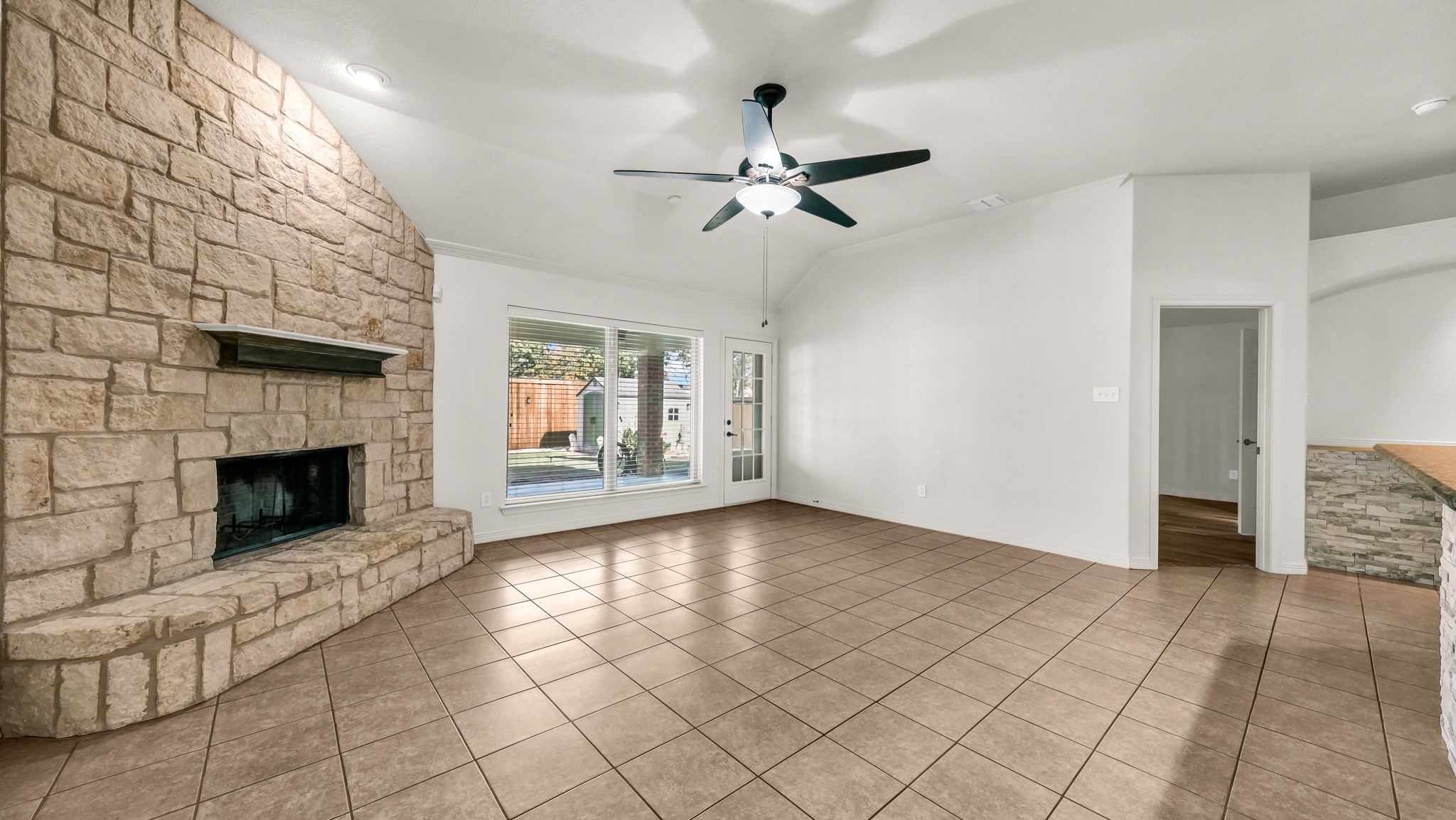 914 Randall Road