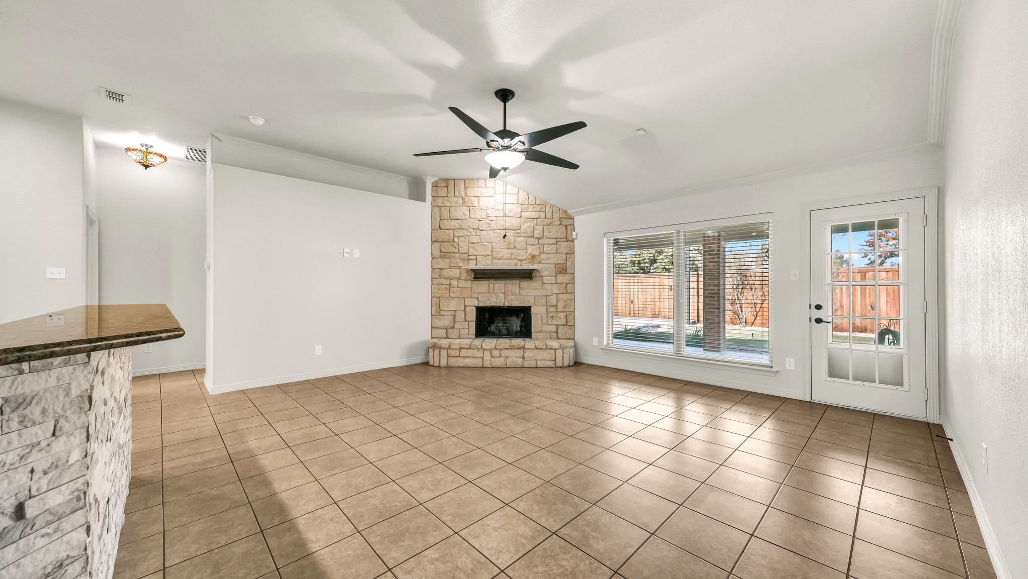 914 Randall Road