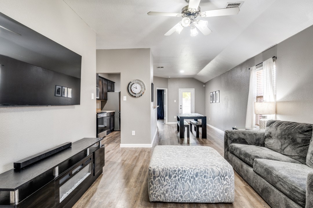 4043 Golden Rod Drive