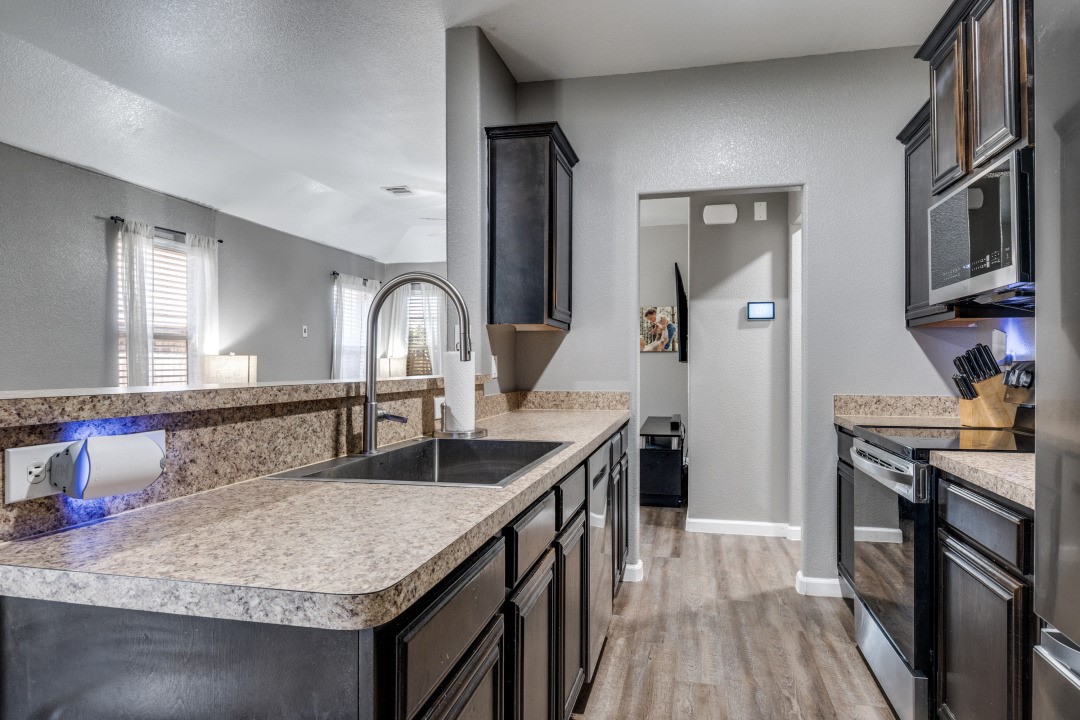 4043 Golden Rod Drive