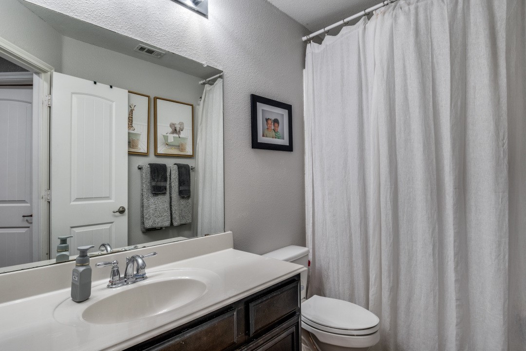 4043 Golden Rod Drive