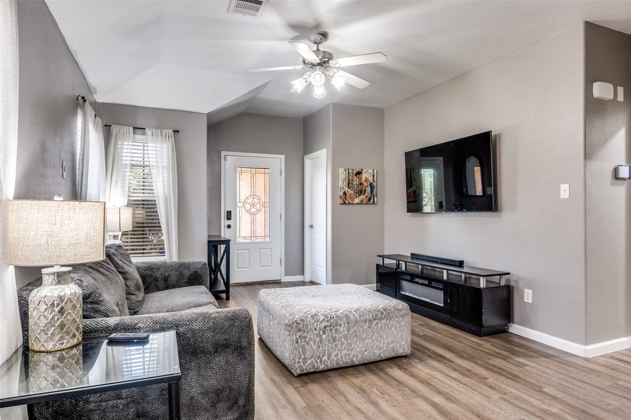 4043 Golden Rod Drive