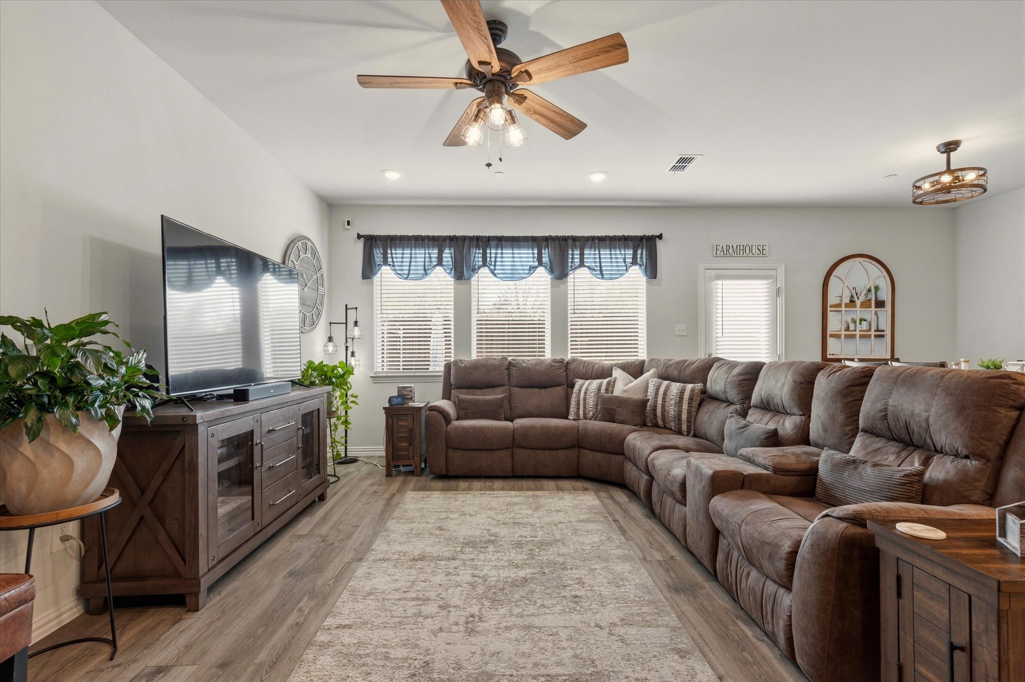 1236 Lamar Drive