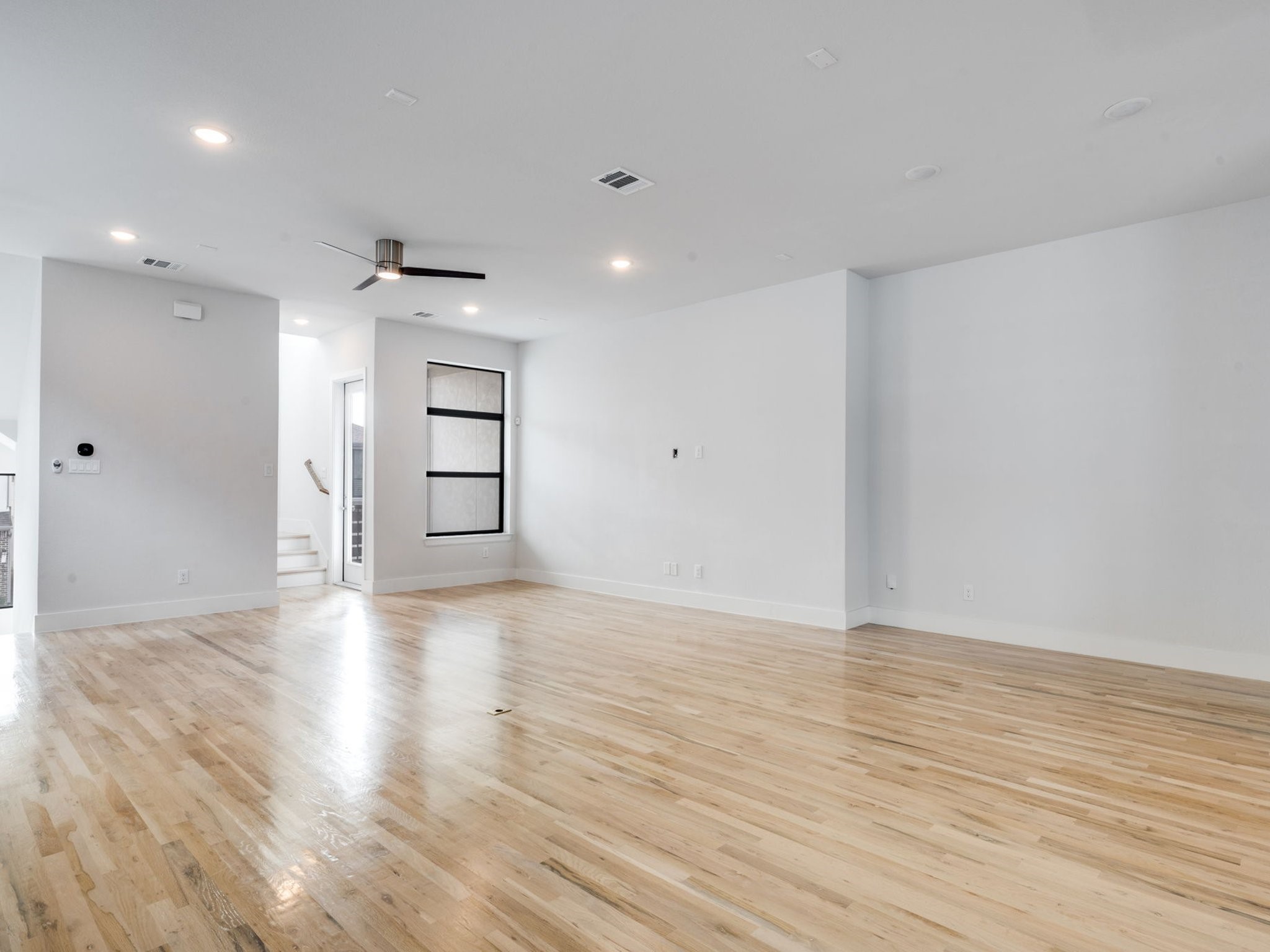 4913 Broadway Drive