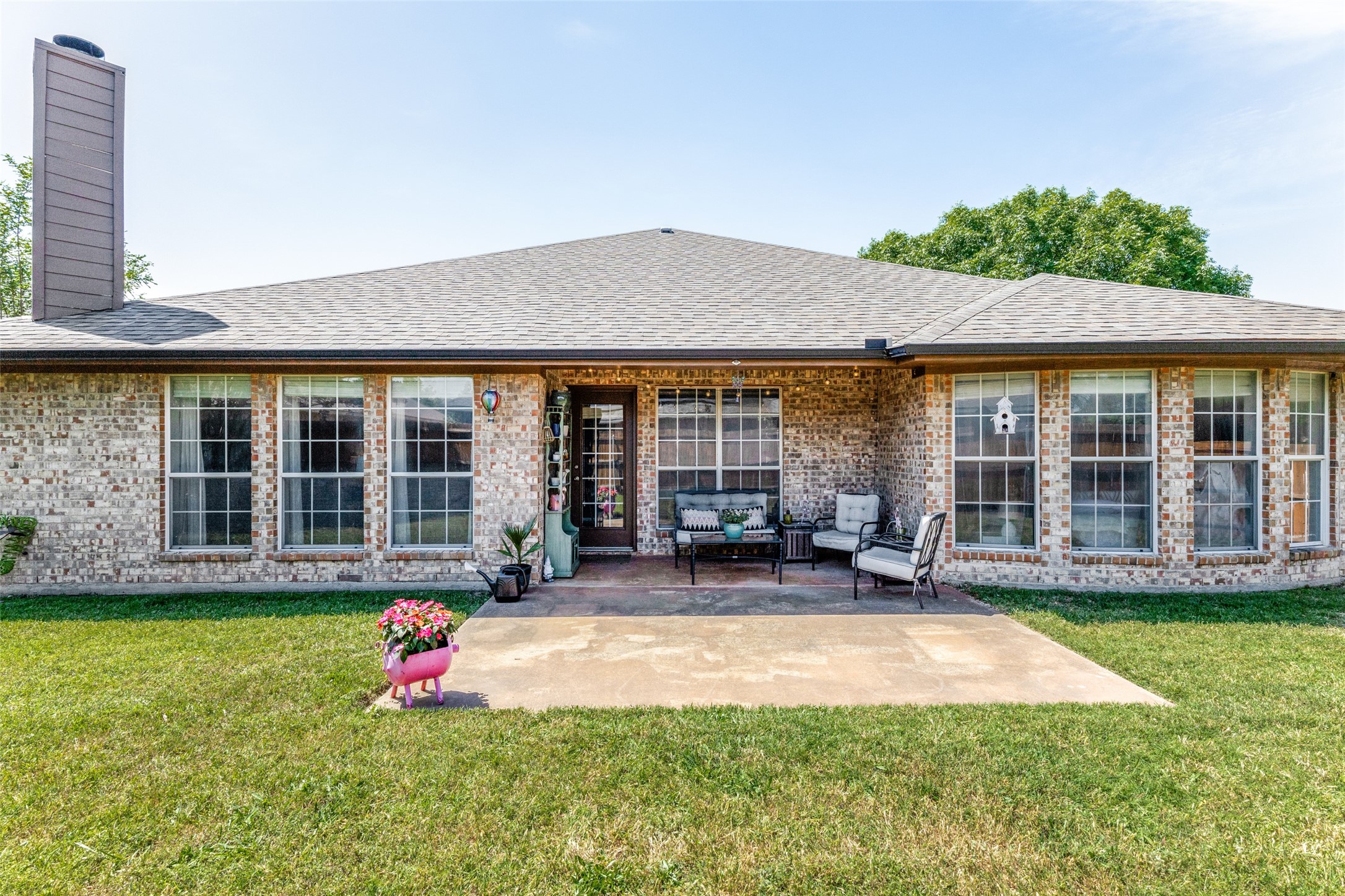 1024 Kingsley Drive