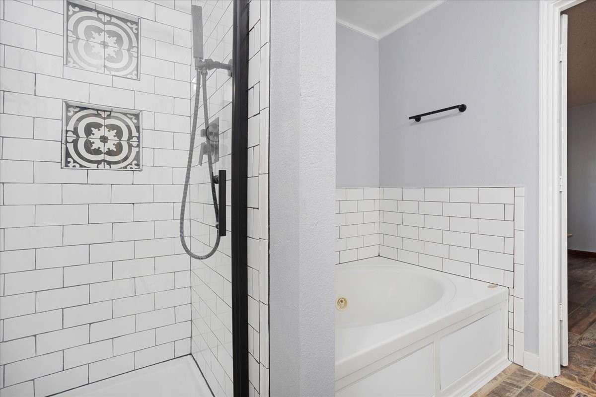 1205 Post Oak Trail
