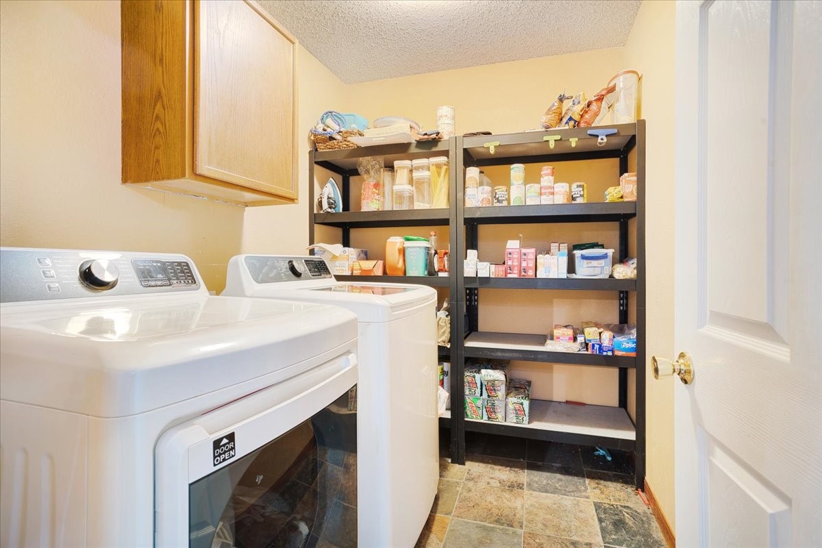 1205 Post Oak Trail