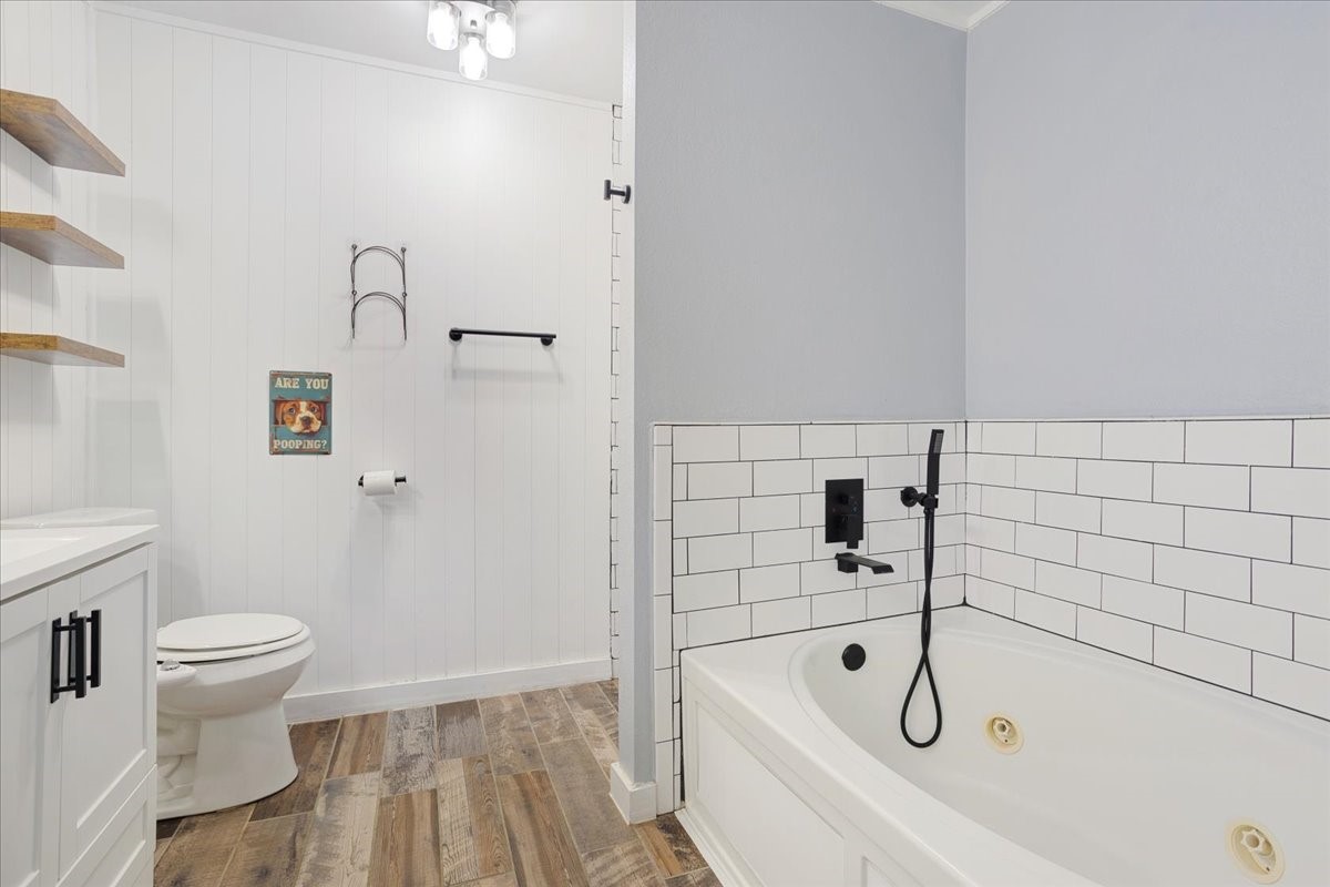 1205 Post Oak Trail