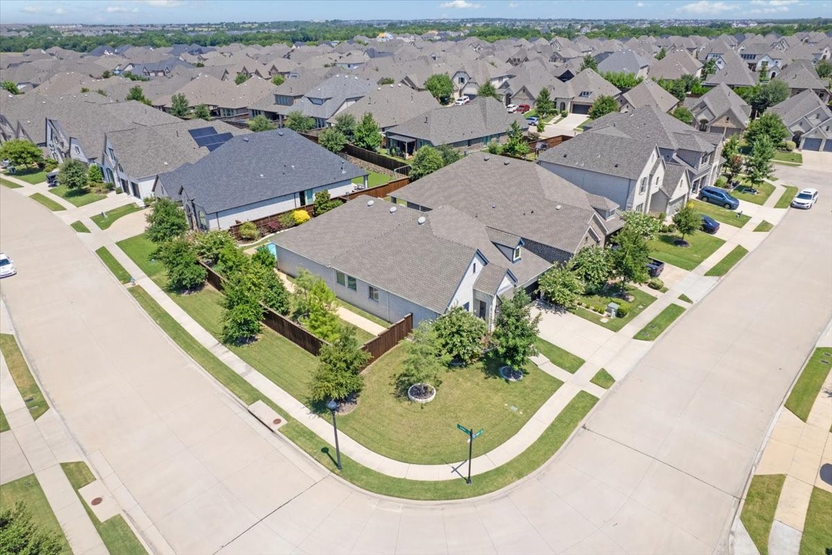 3227 Fall Flyer Place
