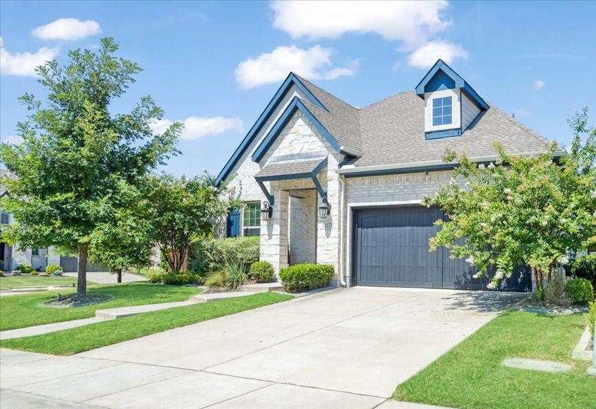 3227 Fall Flyer Place