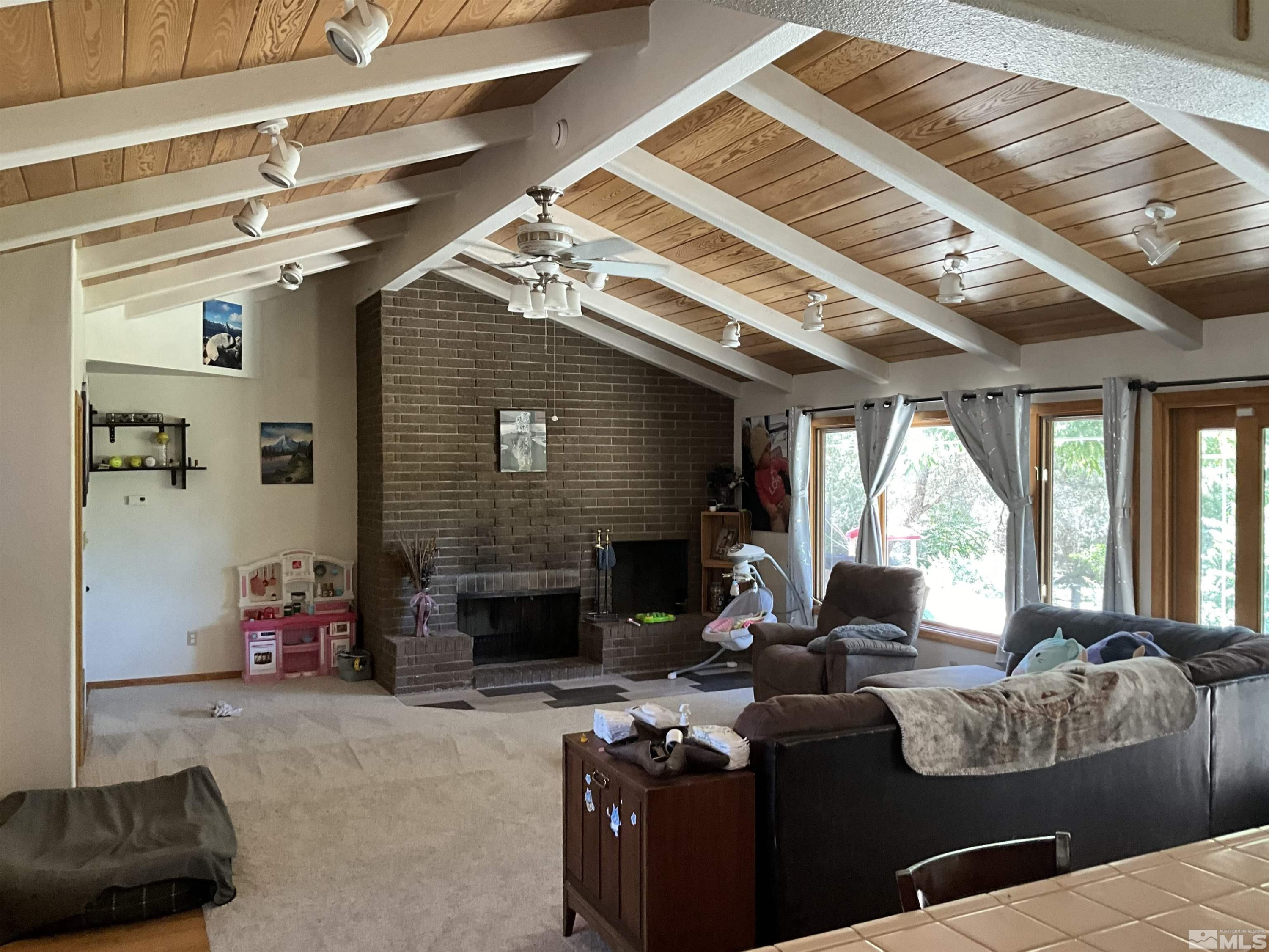 1677 Rio Vista Drive