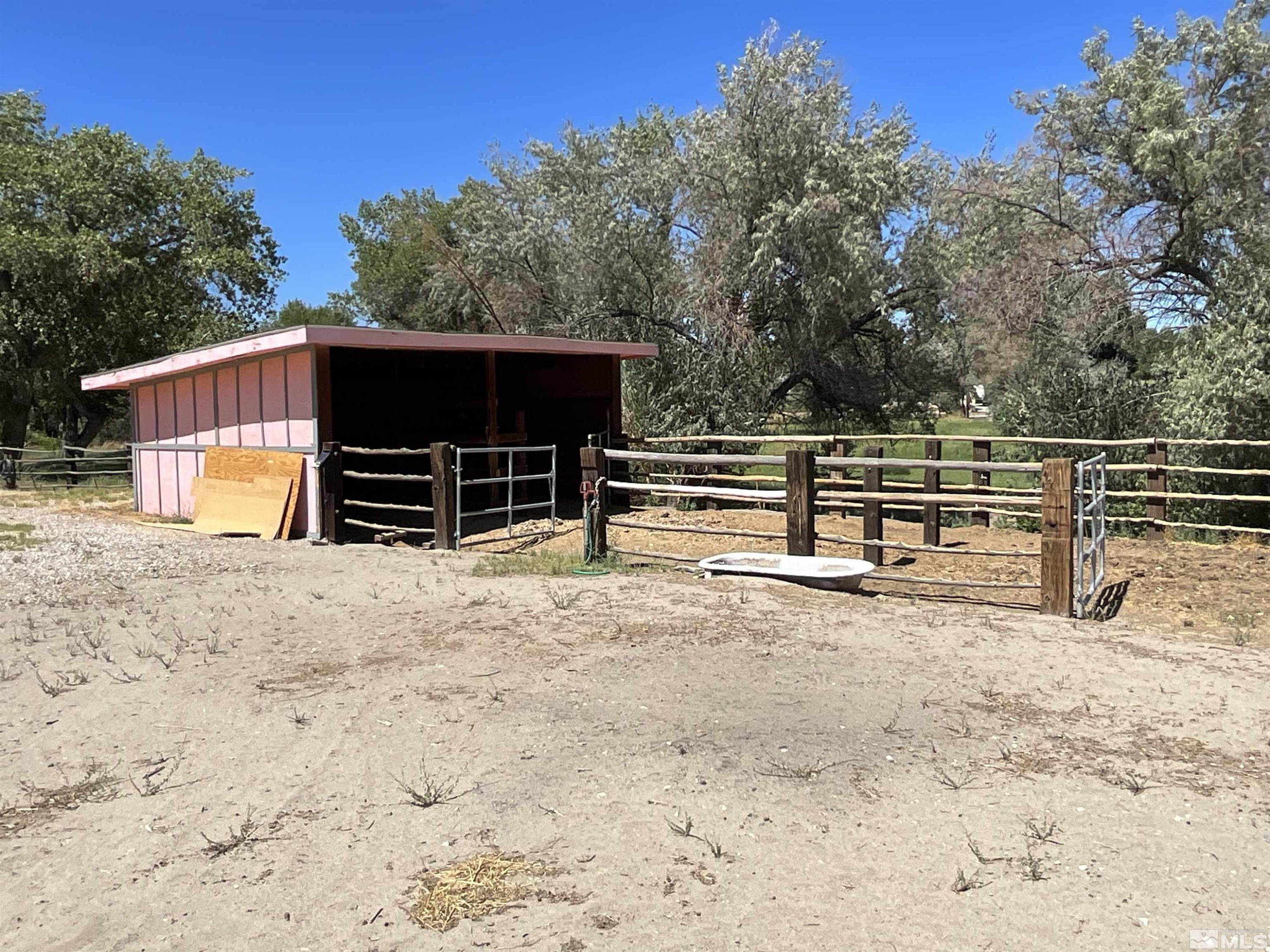 1677 Rio Vista Drive