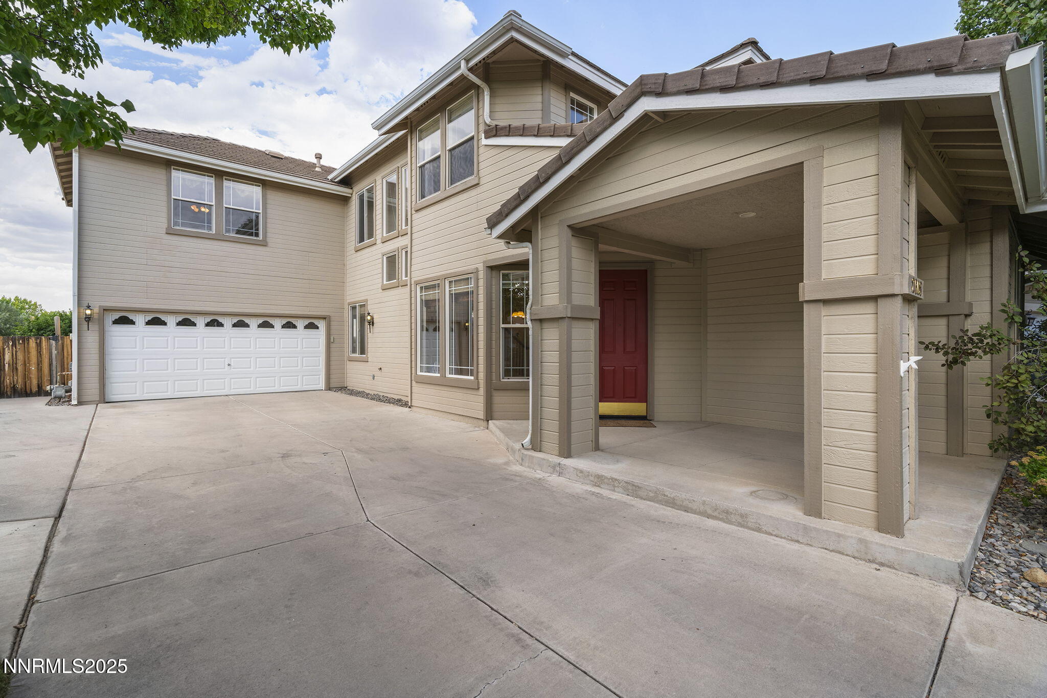 2608 Arrowsmith Drive