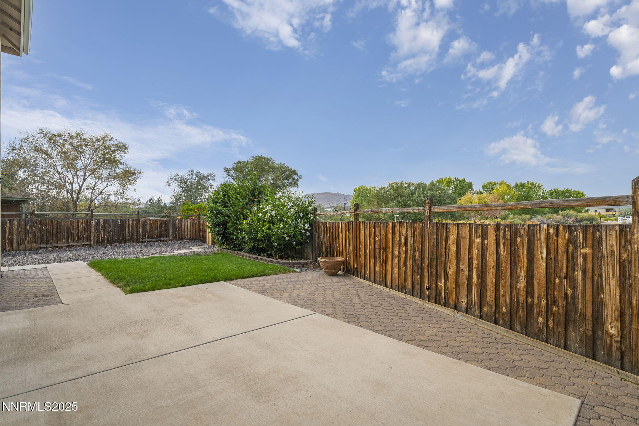 2608 Arrowsmith Drive