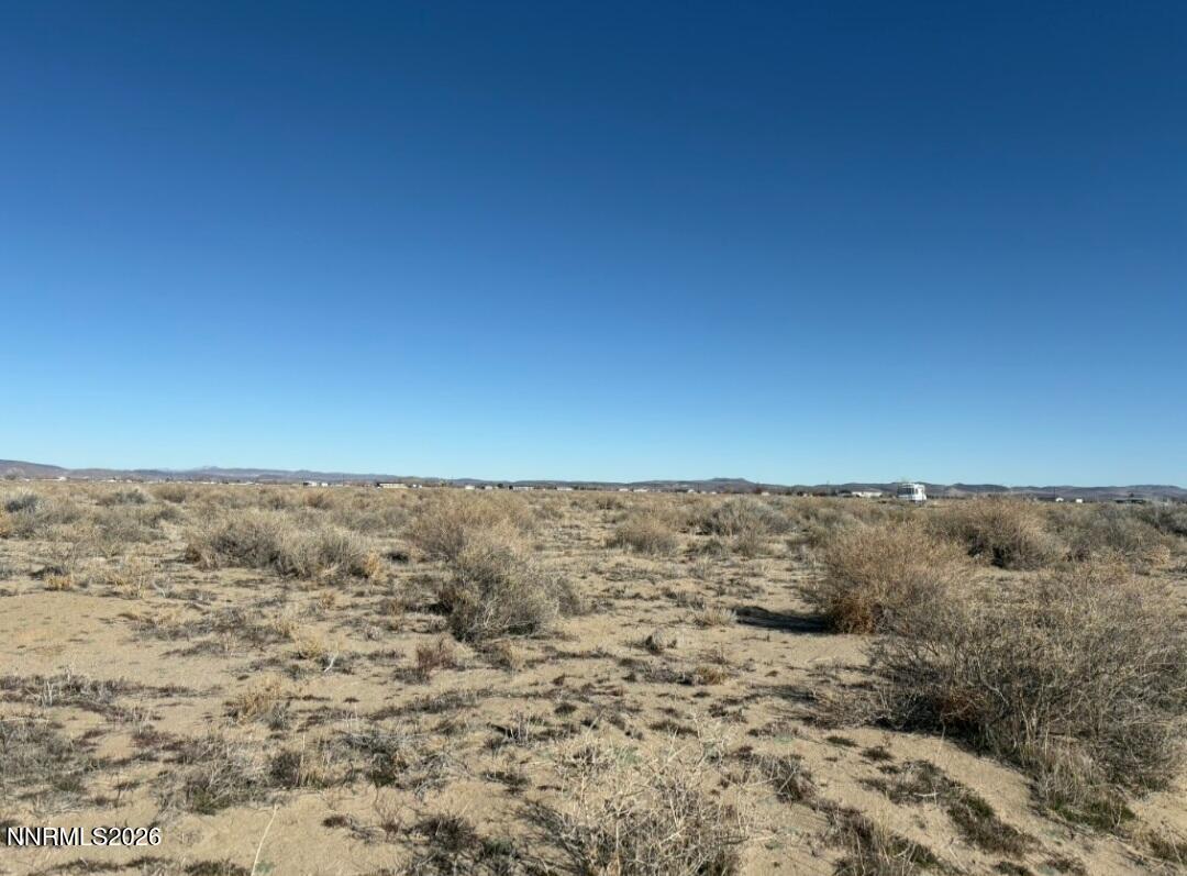 1650 E Cougar Street, 27