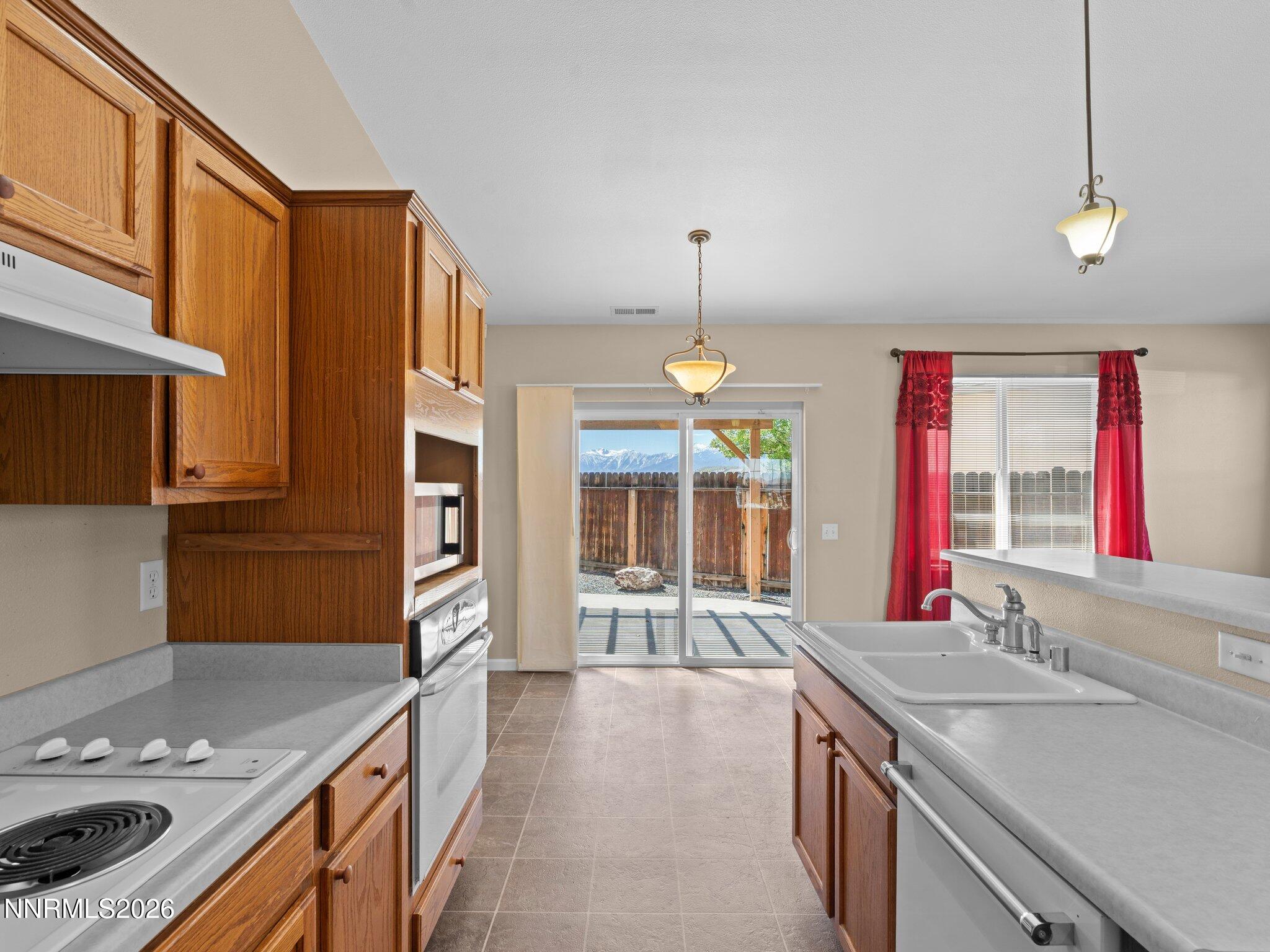 875 Vista Park Drive
