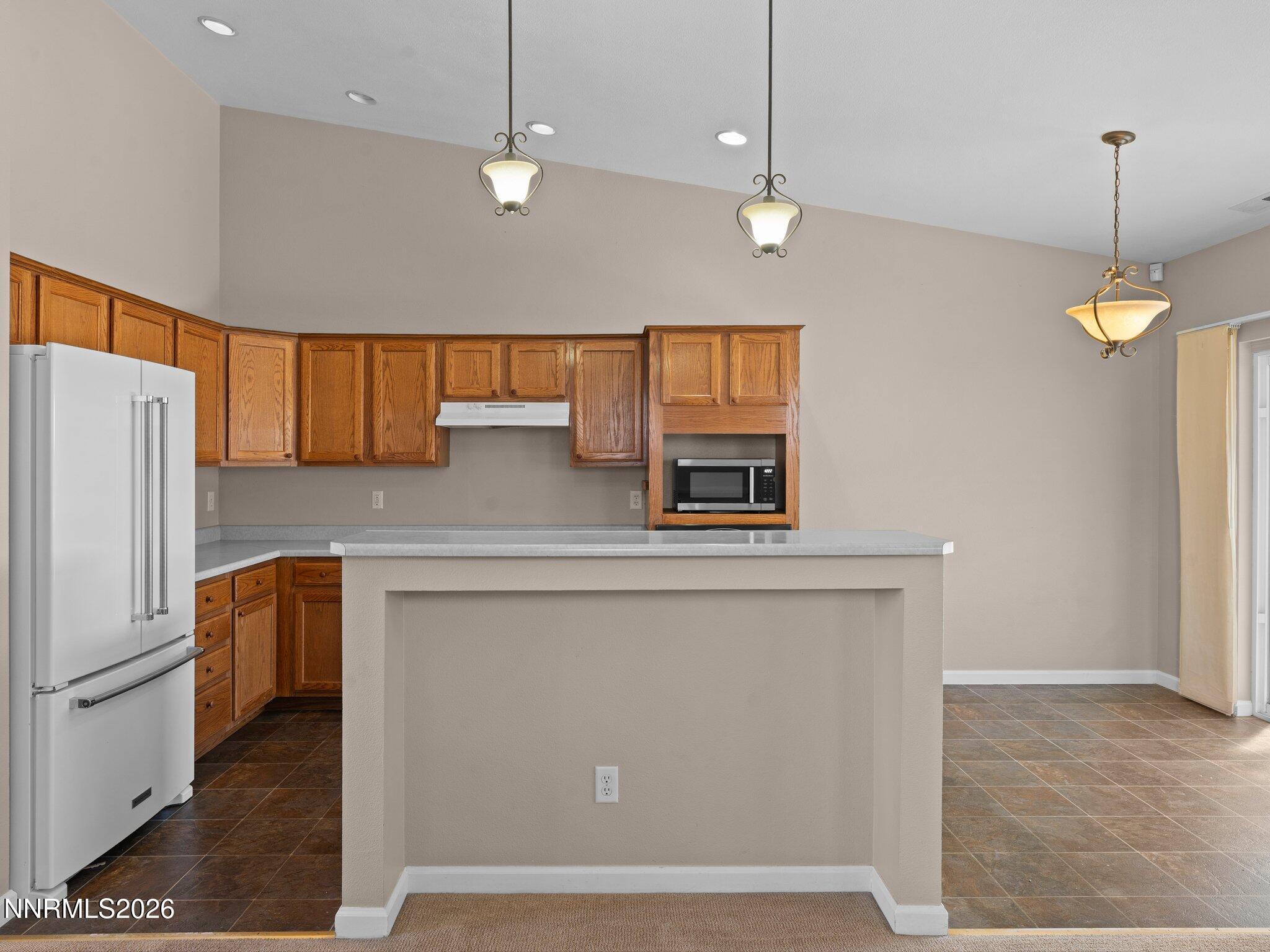 875 Vista Park Drive
