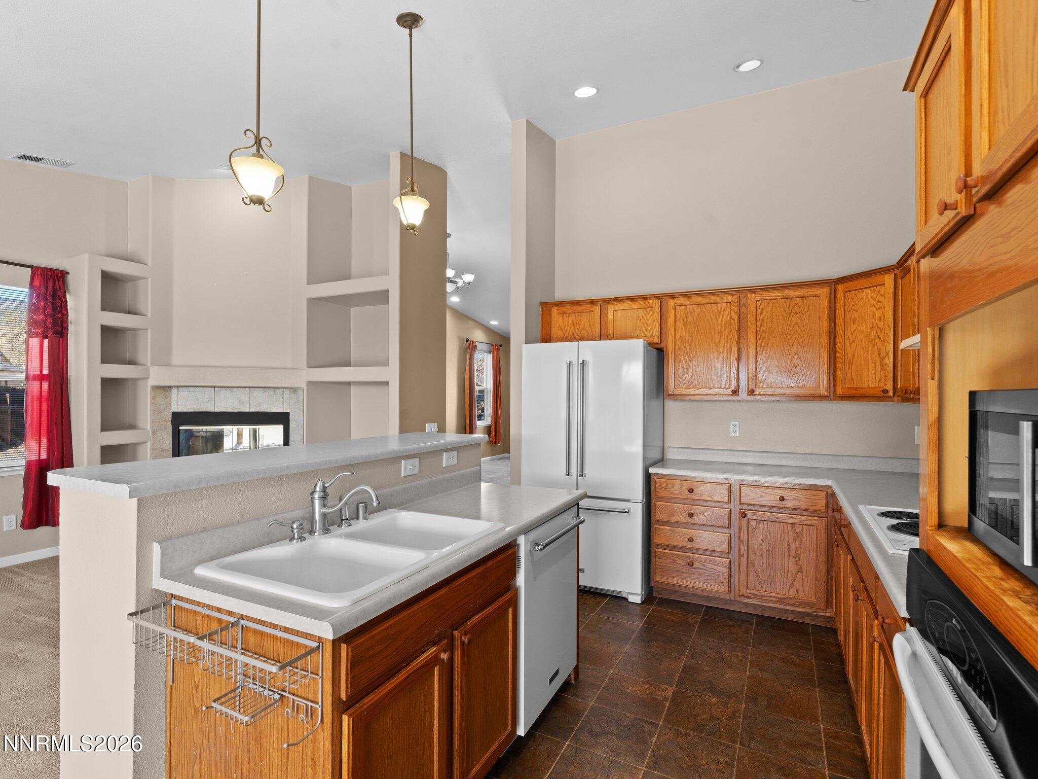 875 Vista Park Drive