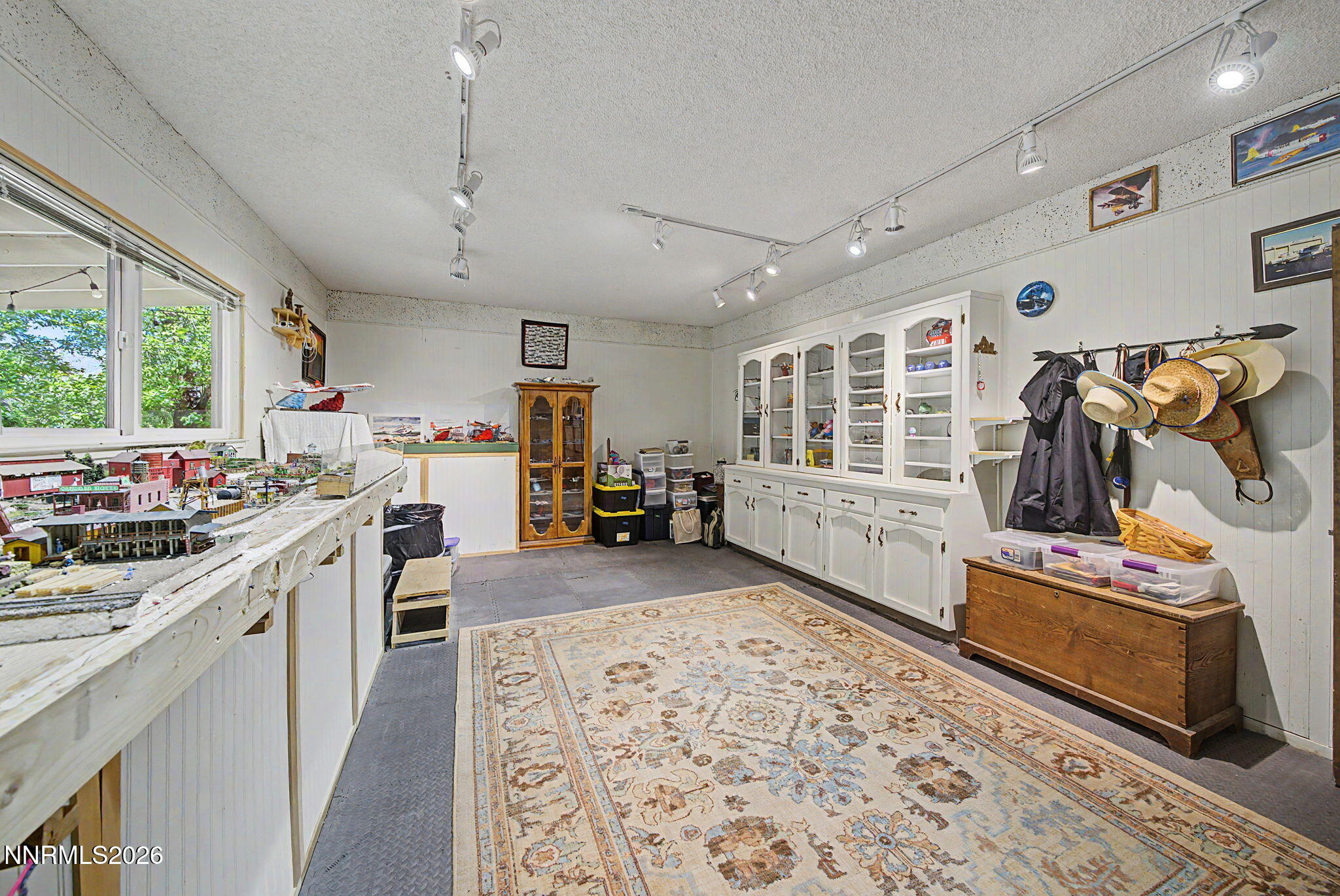 3590 Shawnee Drive