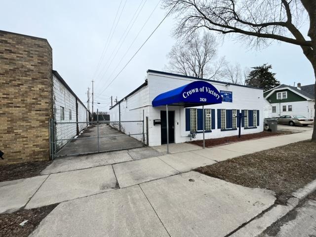 2820 West Stark STREET