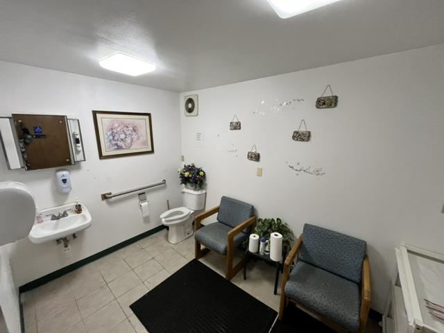 2820 West Stark STREET