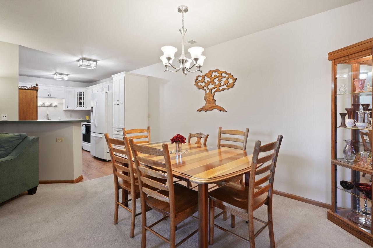 1225 North Sunnyslope DRIVE 104