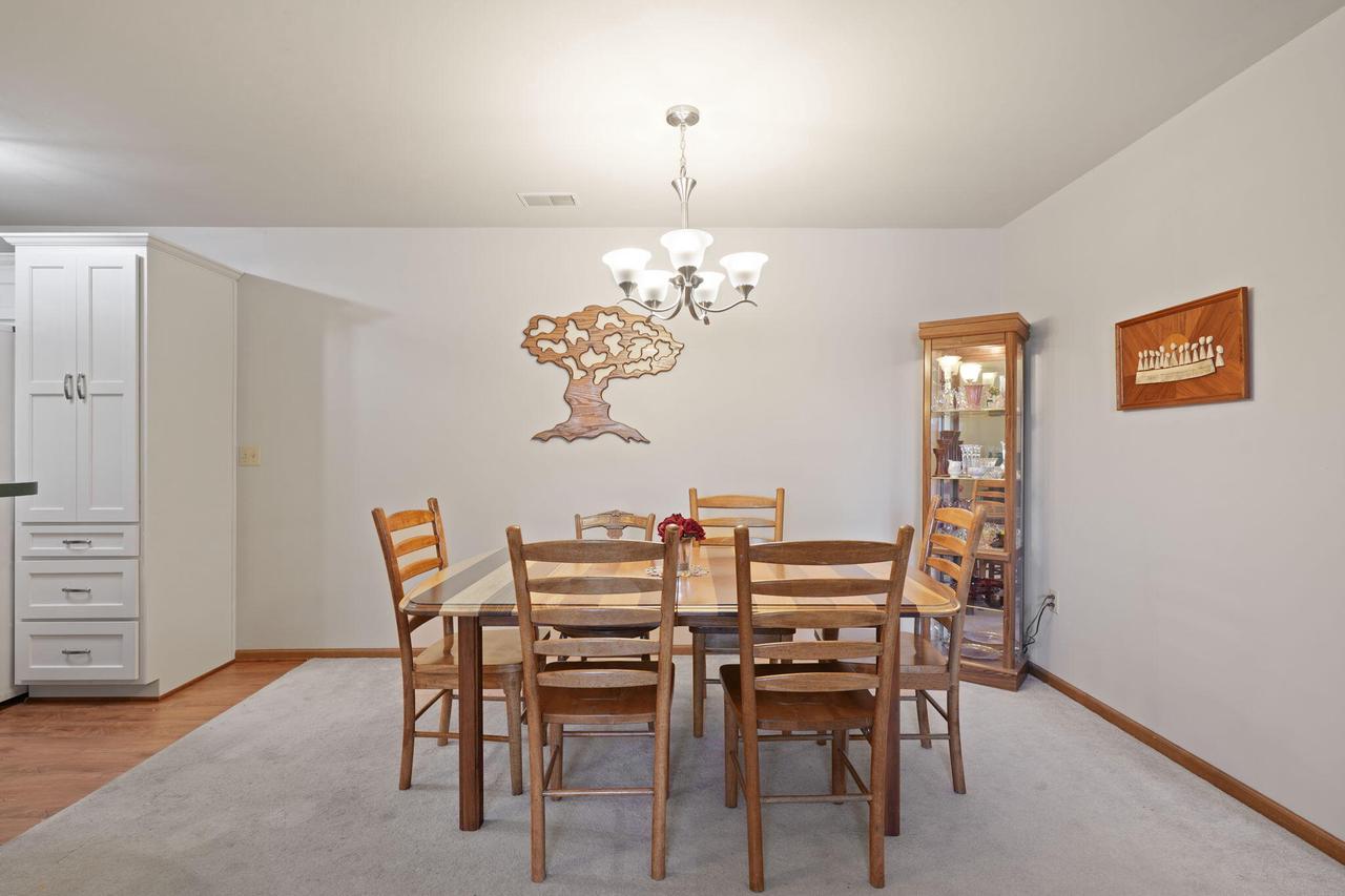 1225 North Sunnyslope DRIVE 104