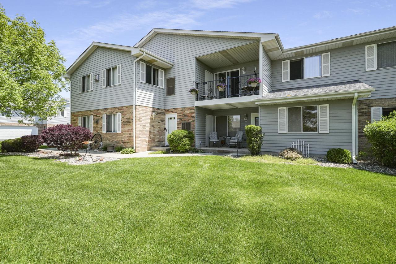 1225 North Sunnyslope DRIVE 104