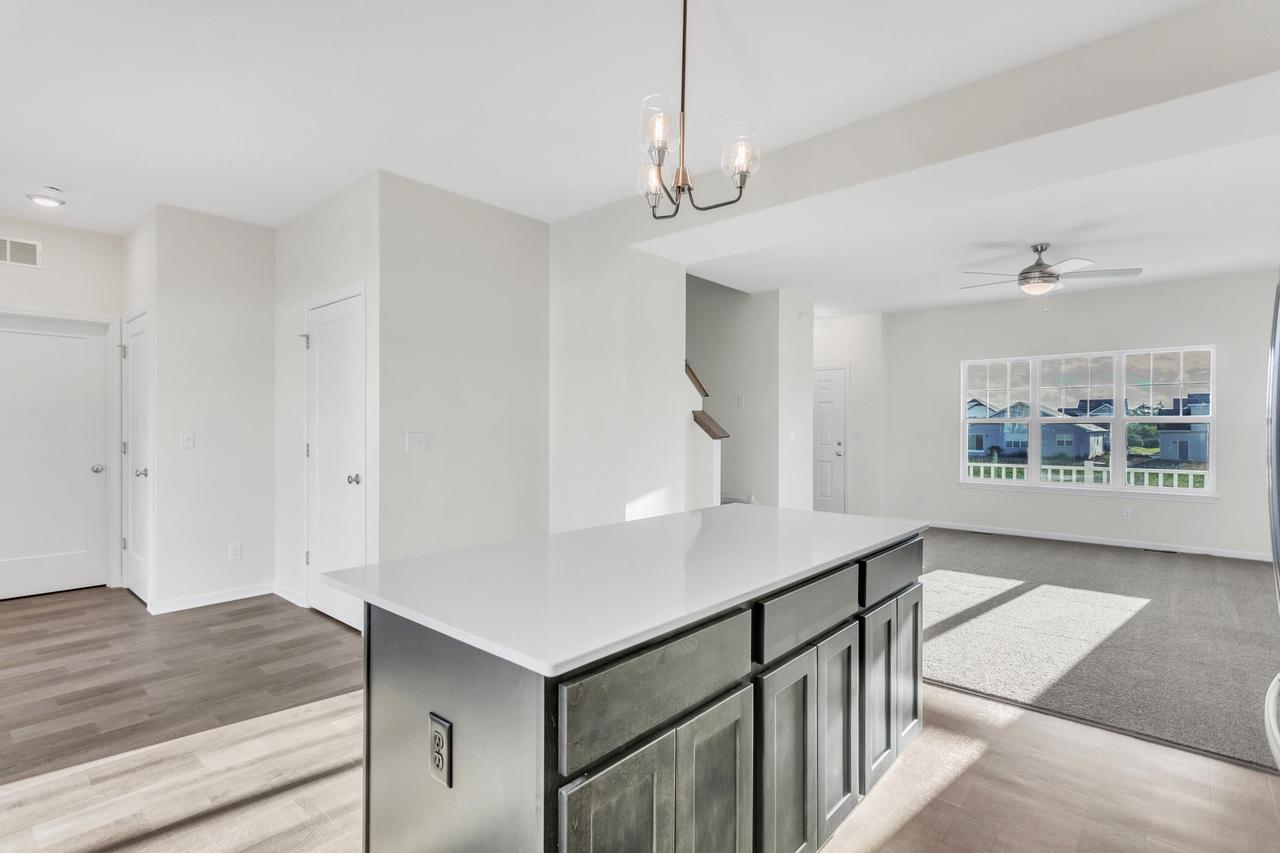 4010 35th AVENUE Lt3