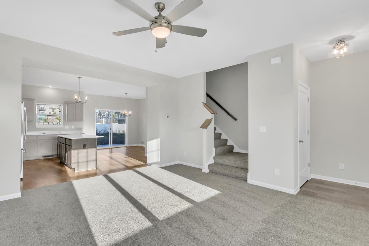 4010 35th AVENUE Lt3