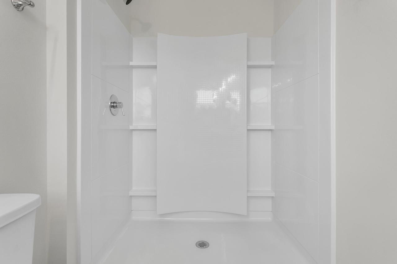 4010 35th AVENUE Lt3