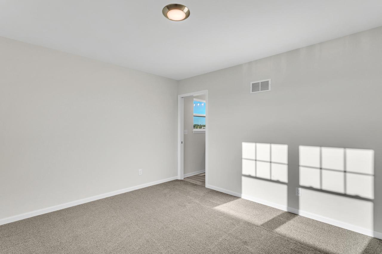 4010 35th AVENUE Lt3