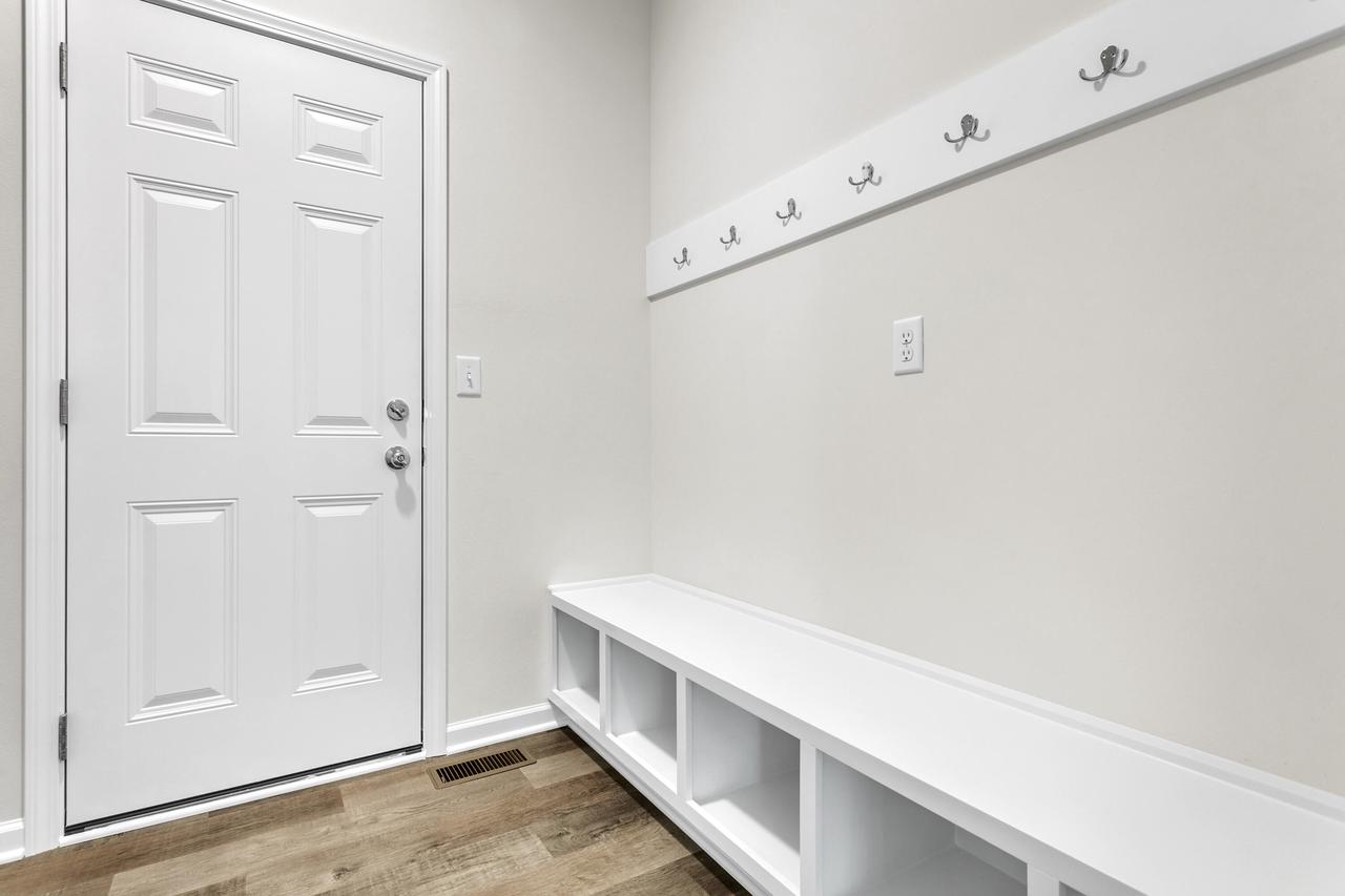 4010 35th AVENUE Lt3