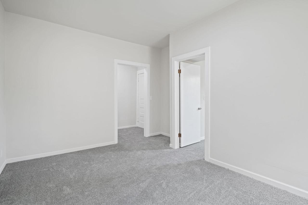 1328 Carlisle AVENUE