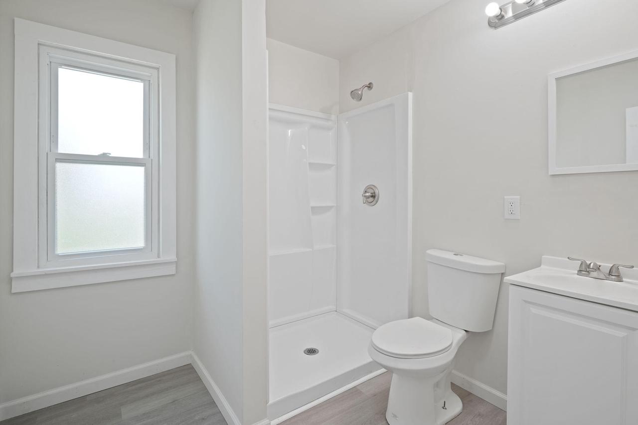 1328 Carlisle AVENUE