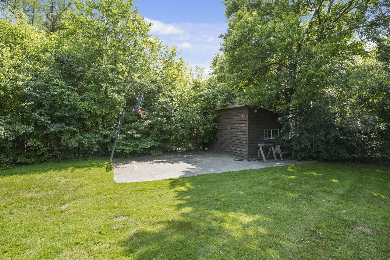 550 Cross Creek ROAD