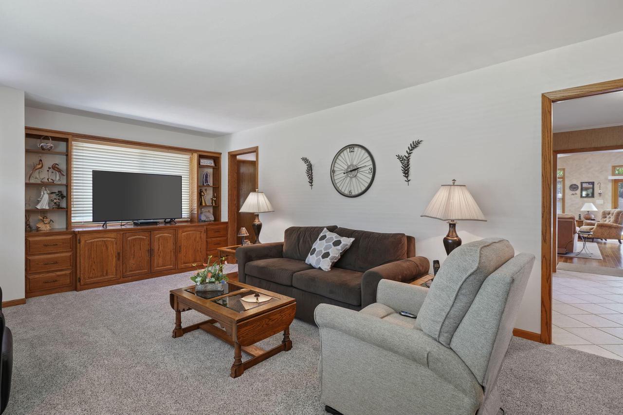 5405 Twin Elms DRIVE