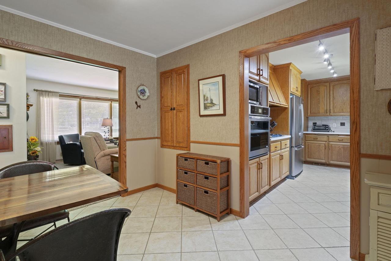 5405 Twin Elms DRIVE