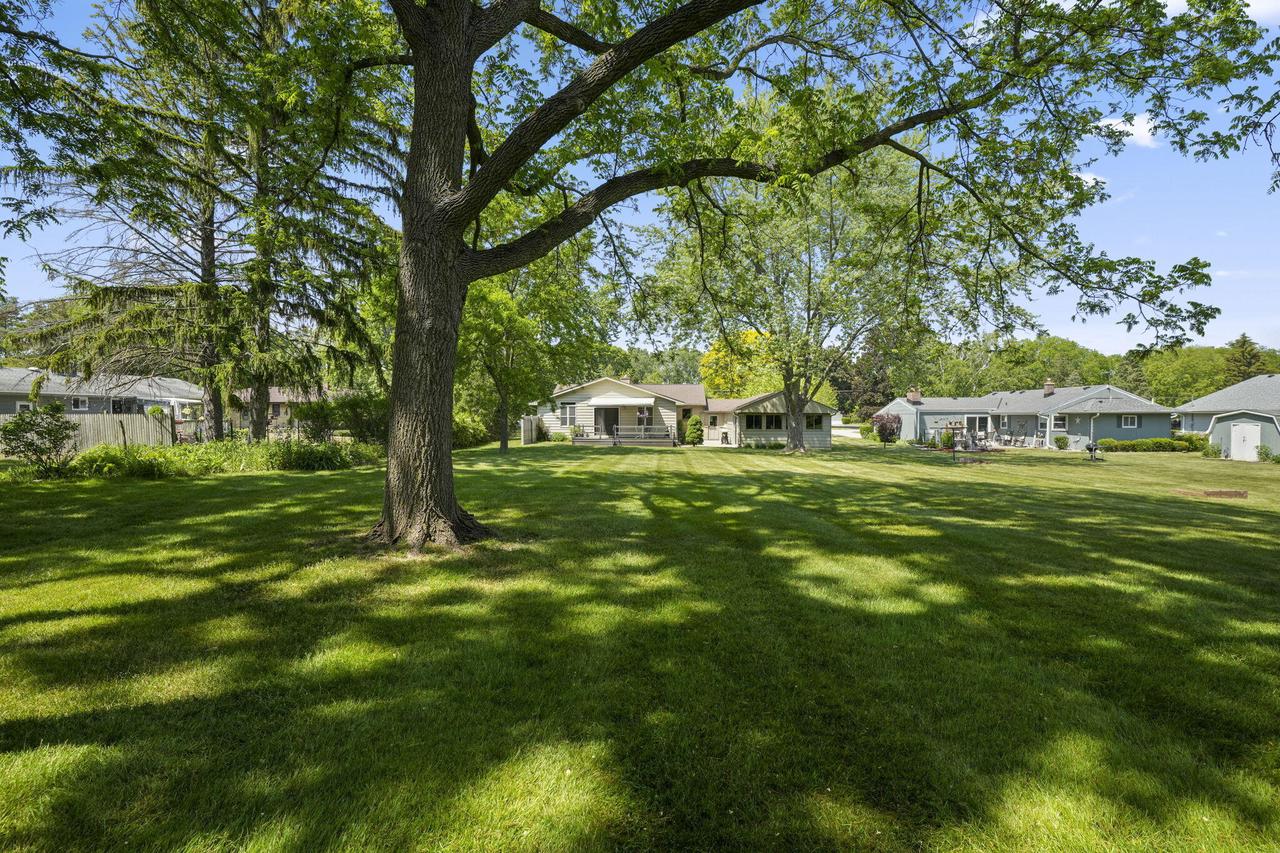 5405 Twin Elms DRIVE