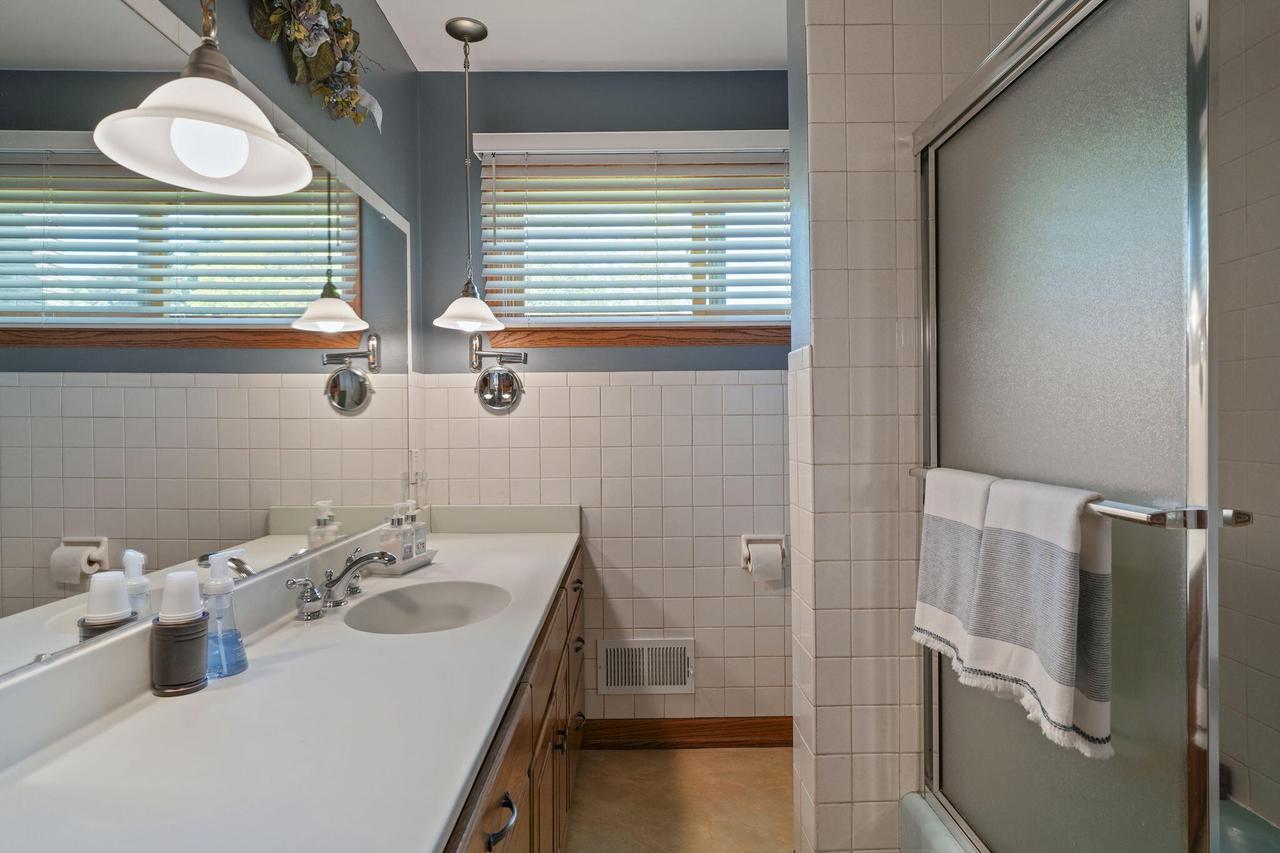 5405 Twin Elms DRIVE