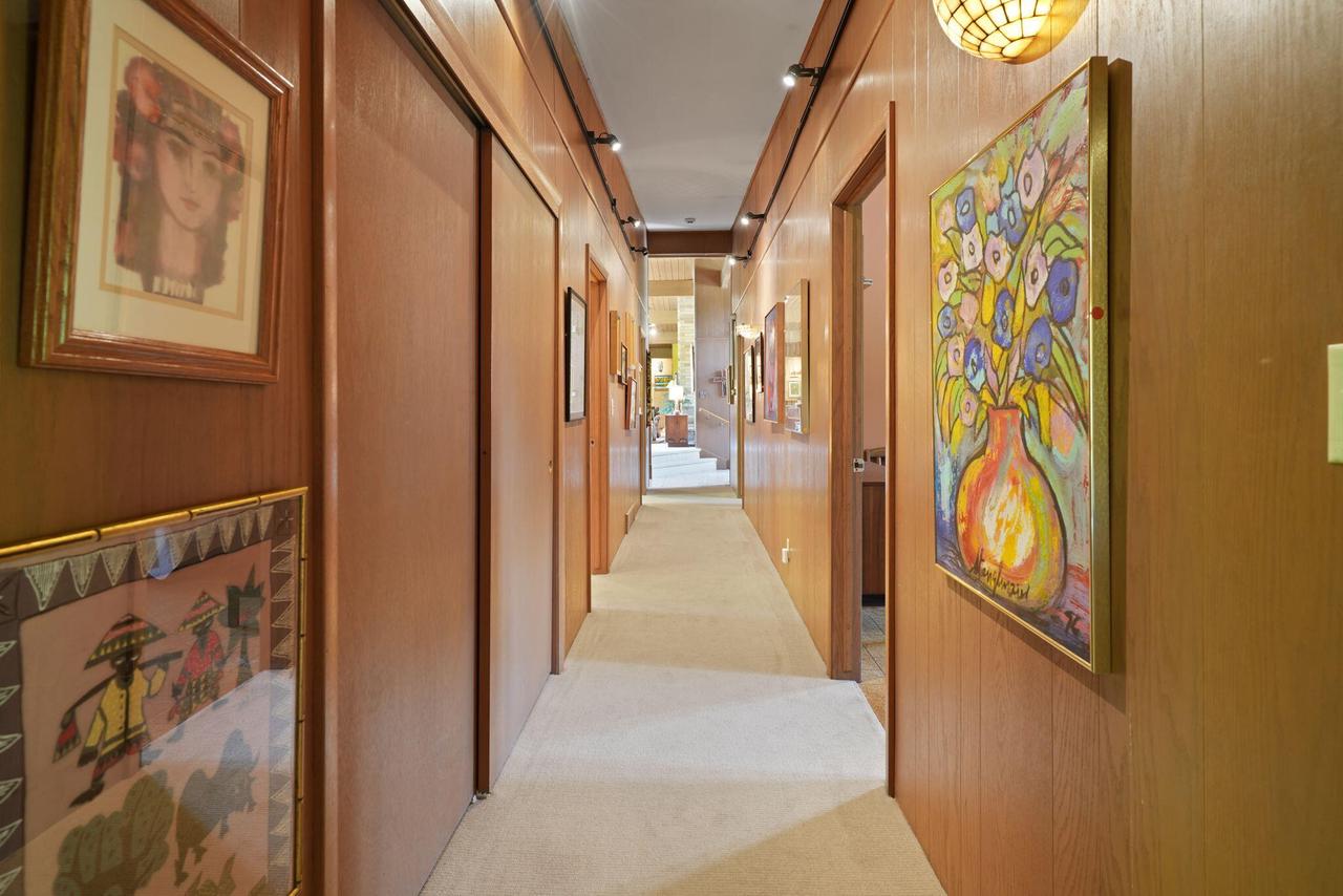 1209 Valley View DRIVE
