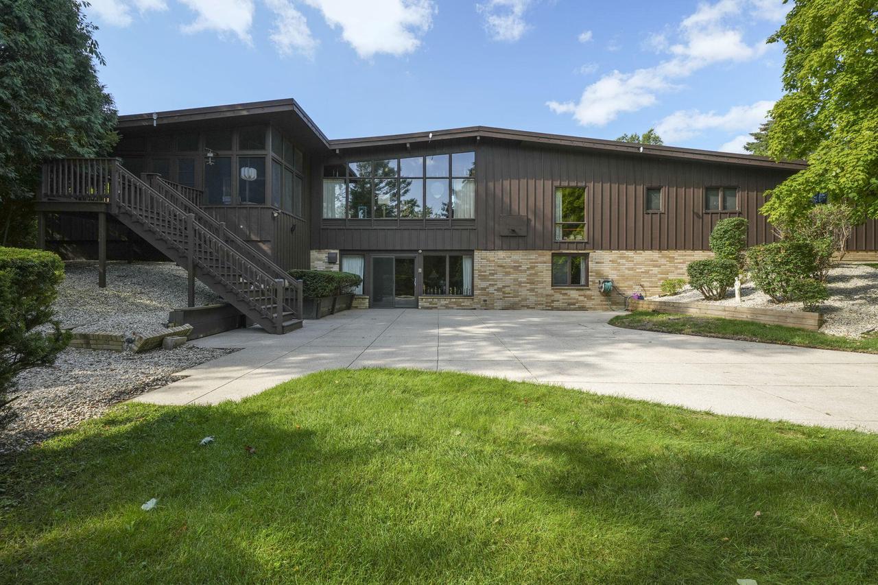 1209 Valley View DRIVE