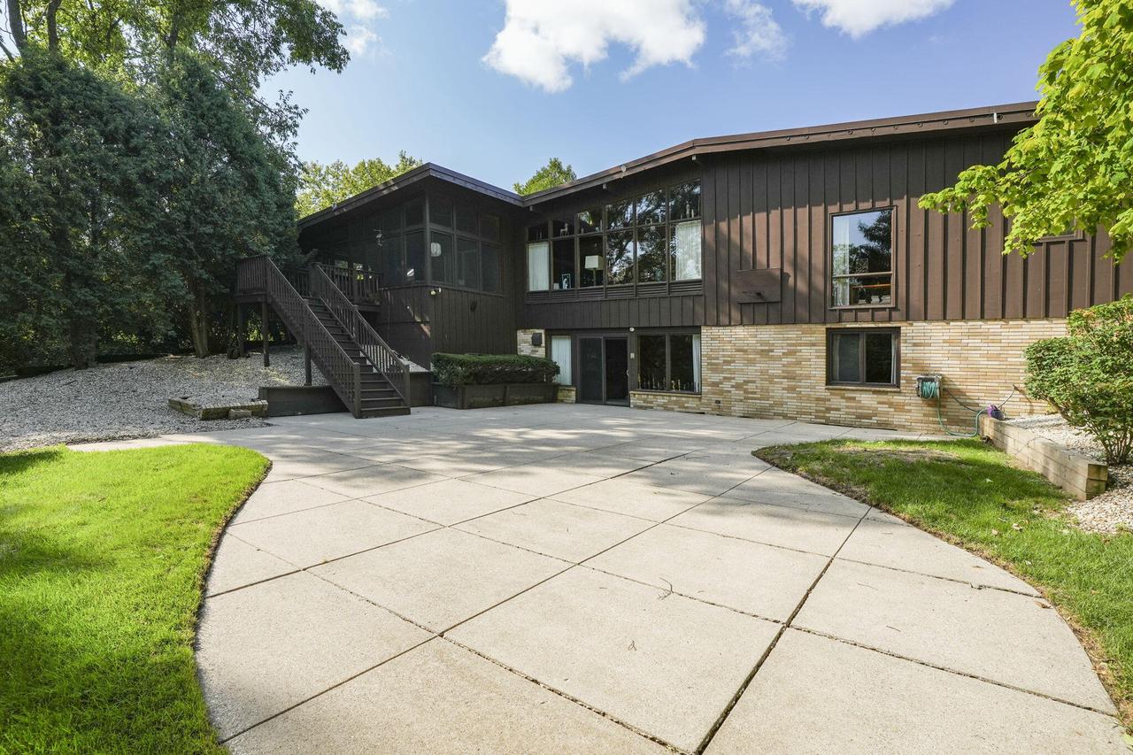 1209 Valley View DRIVE