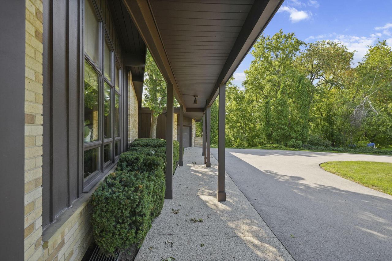 1209 Valley View DRIVE